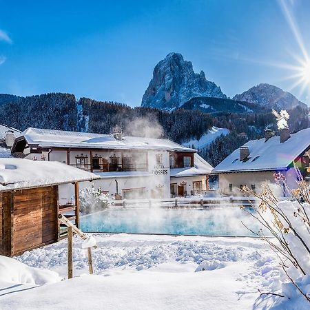 Vitalhotel Dosses Santa Cristina Val Gardena ภายนอก รูปภาพ