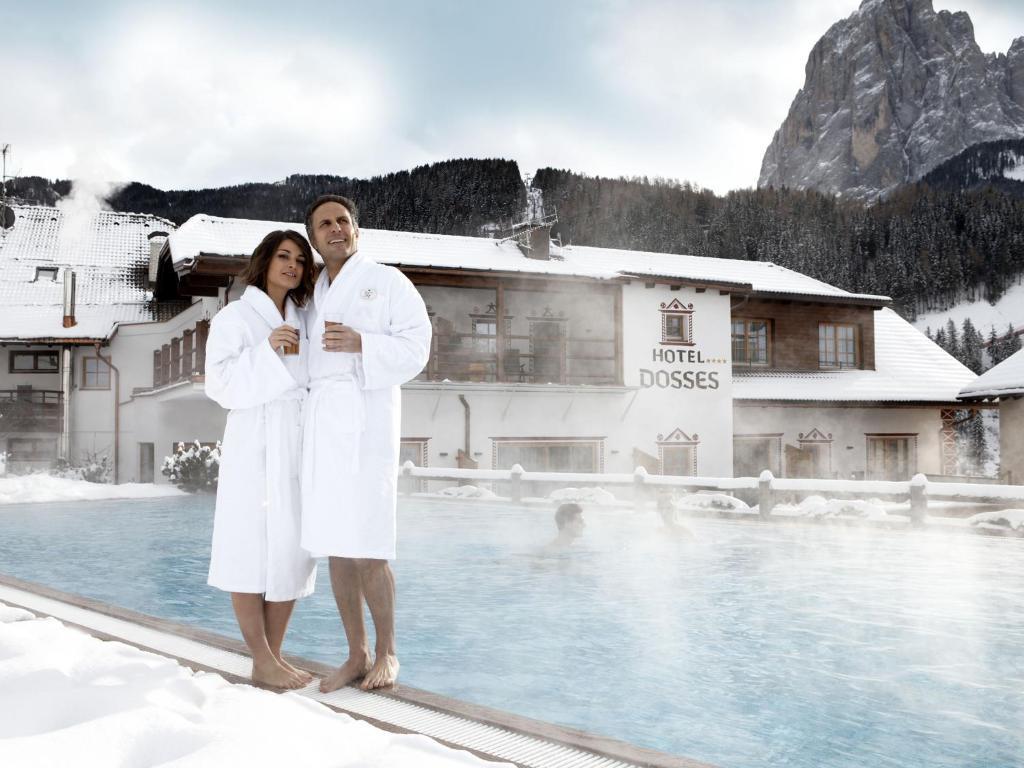 Vitalhotel Dosses Santa Cristina Val Gardena ภายนอก รูปภาพ